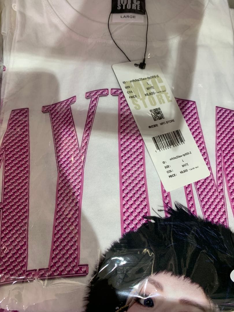 浜崎あゆみ　MFC Store コラボTシャツ