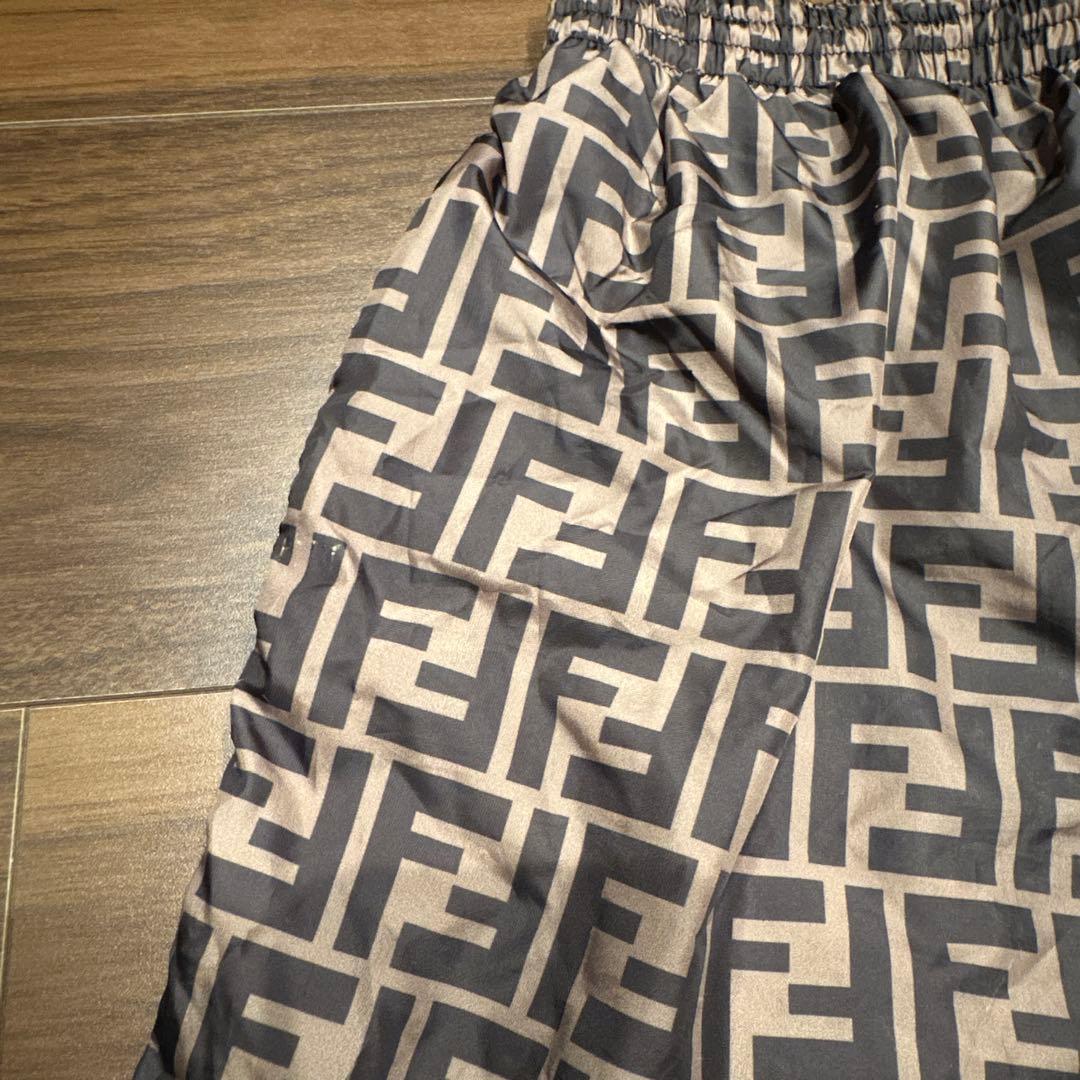 Fendi ロゴプリント 水着