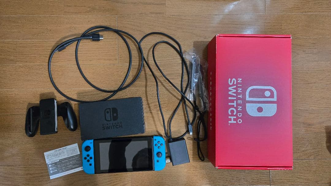 Nintendo Switch 本体 青色 付属品完備　箱あり