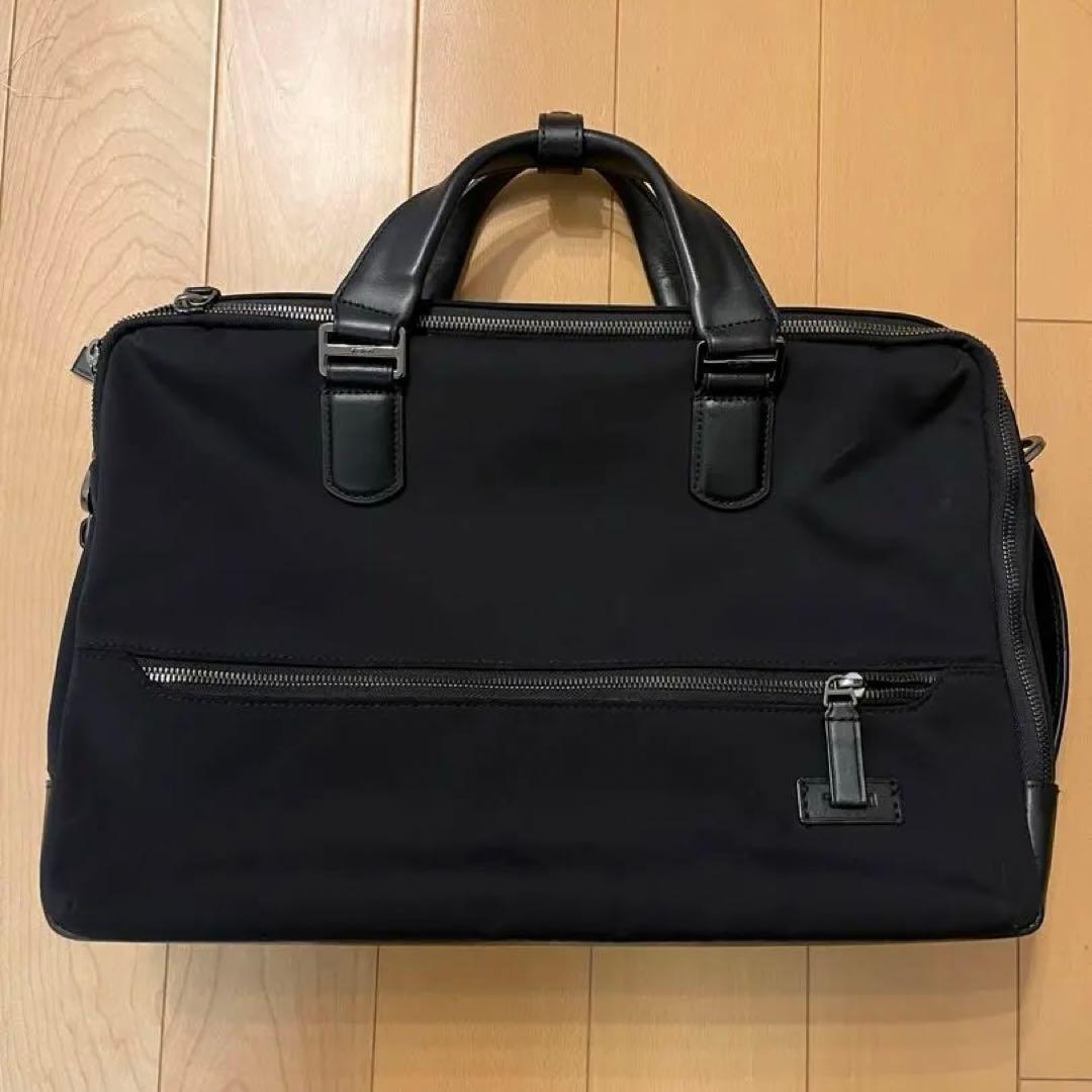 【美品】 TUMI アヴォンデール　ジップバッグ　ブラック　3WAY