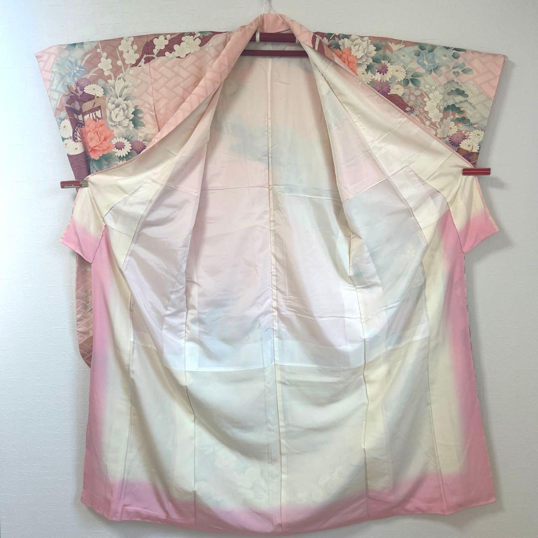 481 振袖フルセット 正絹 薄ピンク 薄桃 金彩 華やか 御所車 藤 牡丹 梅