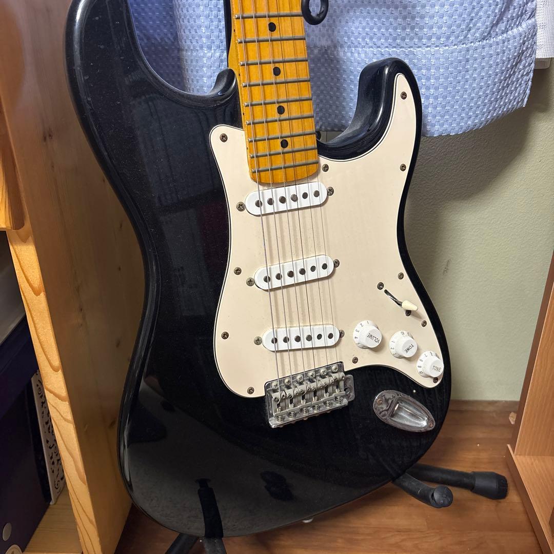 エレキギター ストラトキャスター ブラック