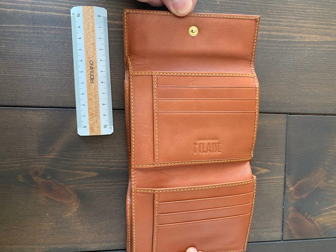 【美品】PRIMA CLASSE プリマクラッセ 三折財布 ホック式（地図柄）