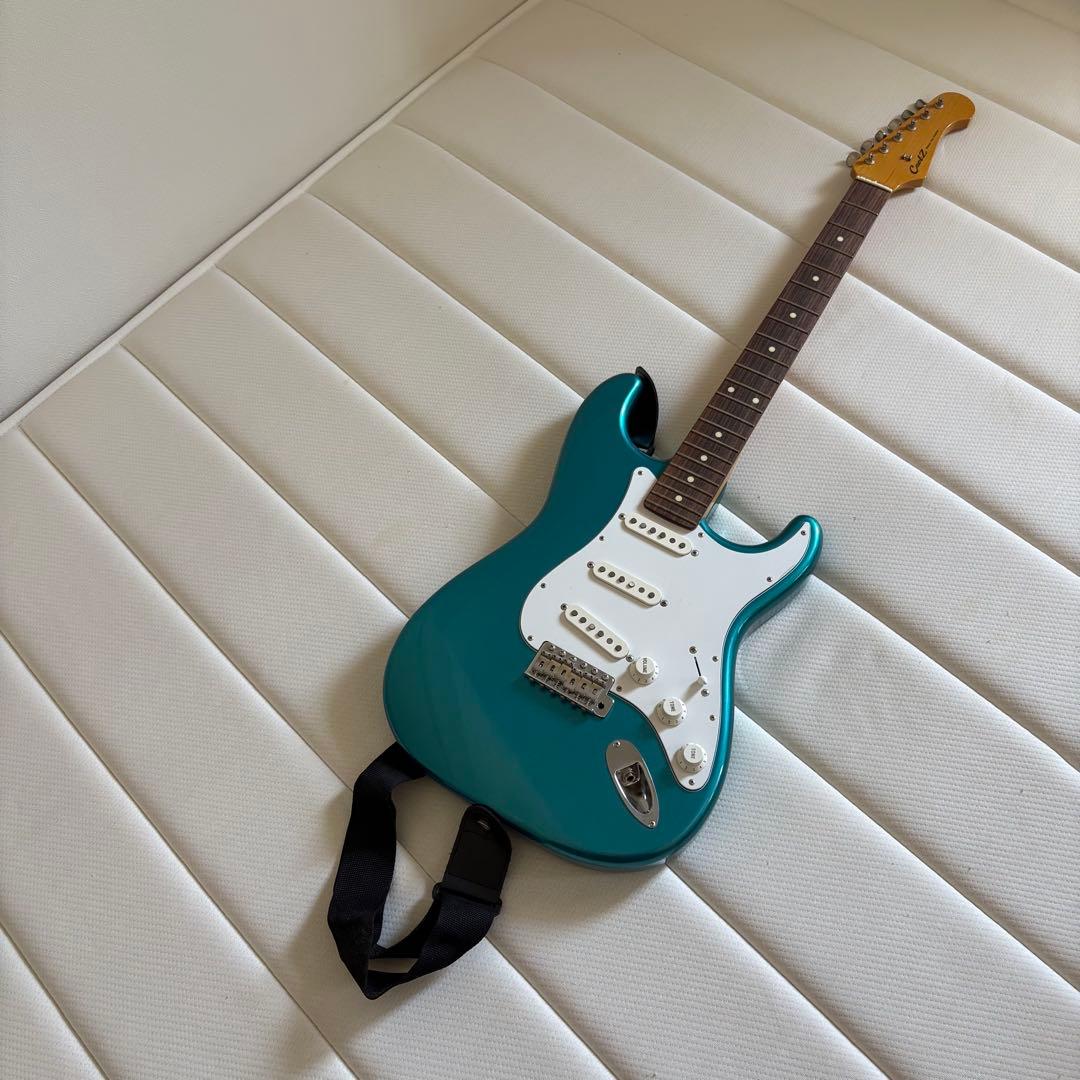 【さと】Cool Z エレキギター　※ケース付き