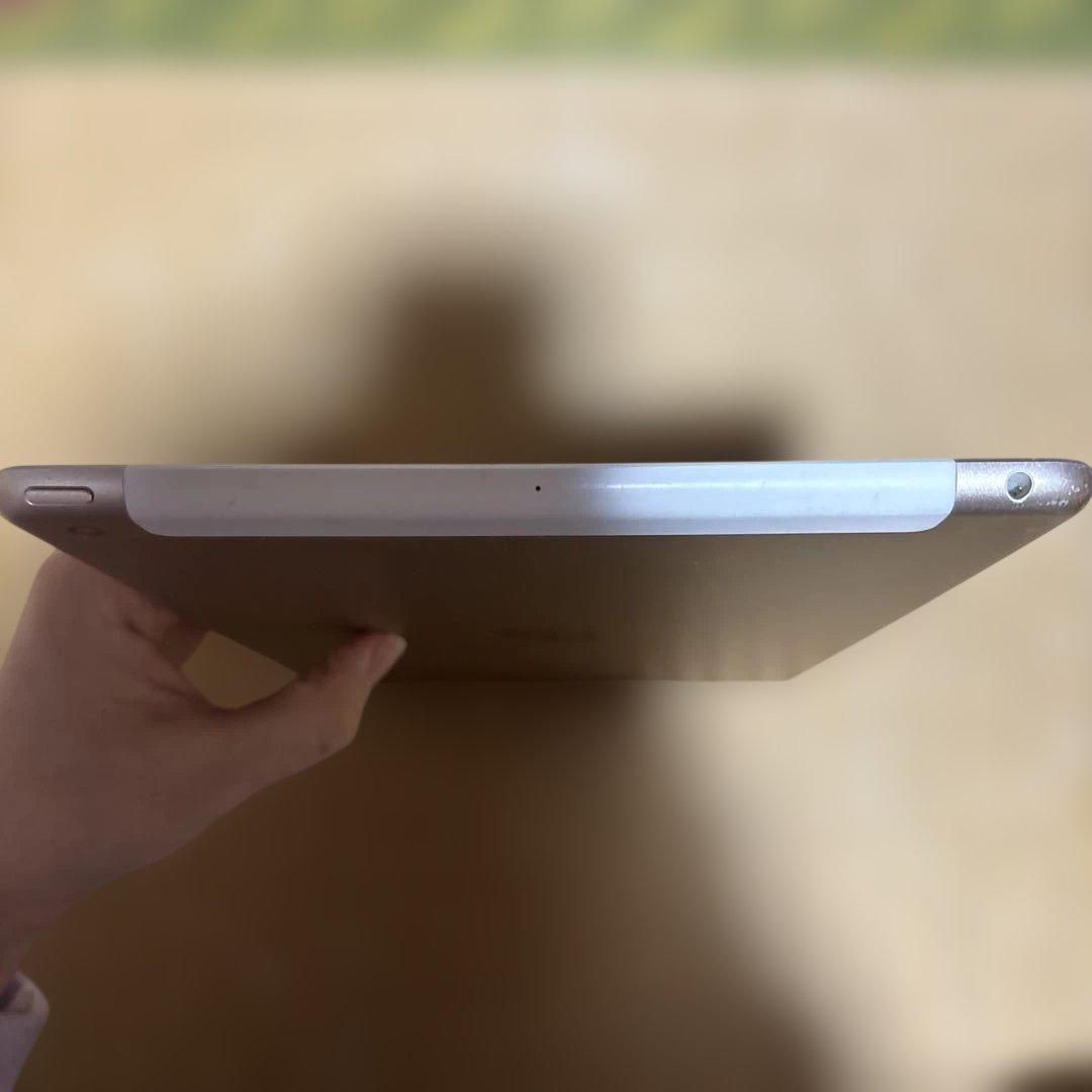 iPad本体 画面ひび割れ