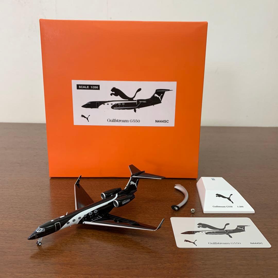 ❶　JC WINGS　1/200　ガルフストリーム G550 N444SC