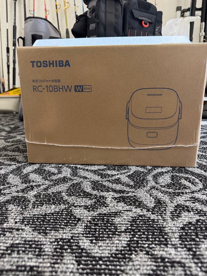 TOSHIBA RC-10BHW IHジャー炊飯器 1.0L（ホワイト）25年製