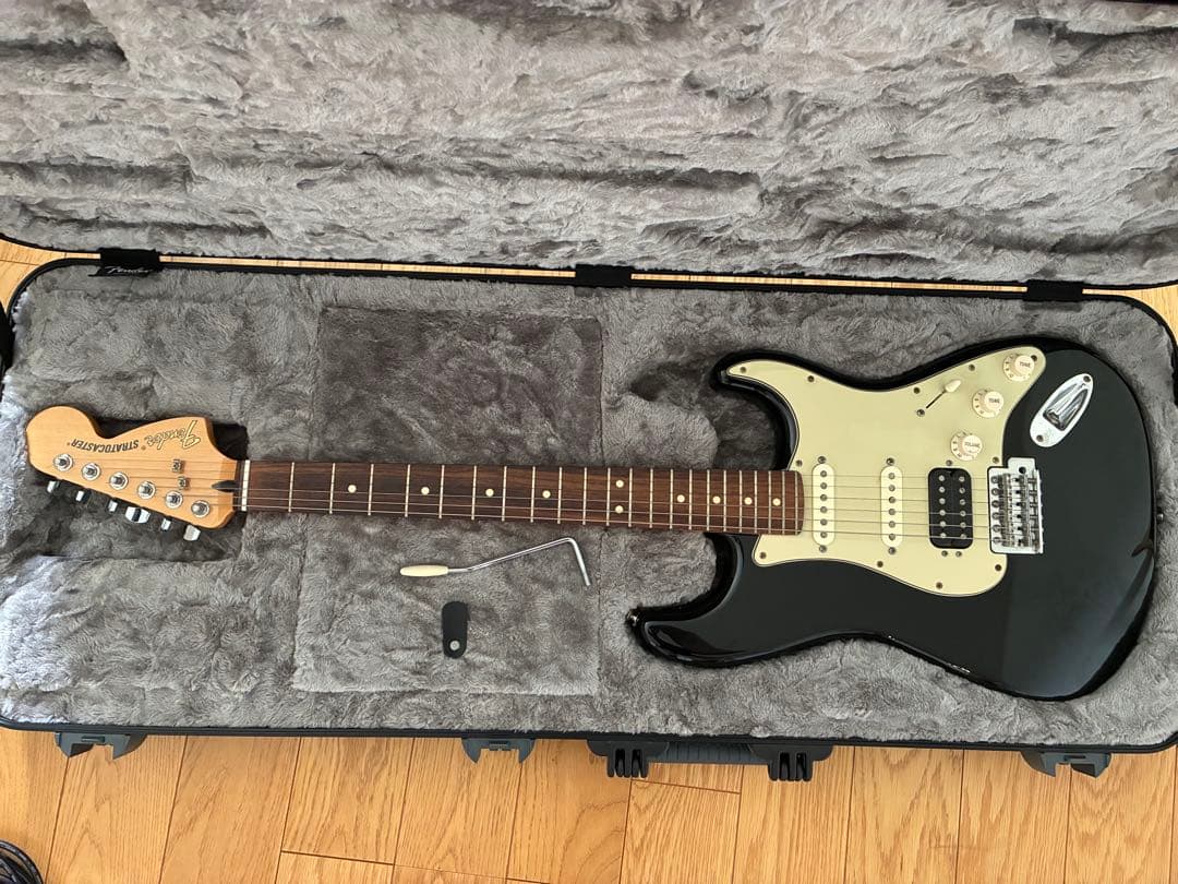 Fender ストラトキャスター ブラック