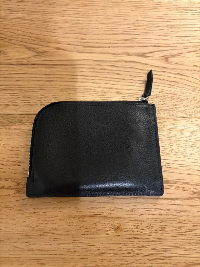 【美品】アーツアンドサイエンス　Zip case S ブラック　レザー　財布