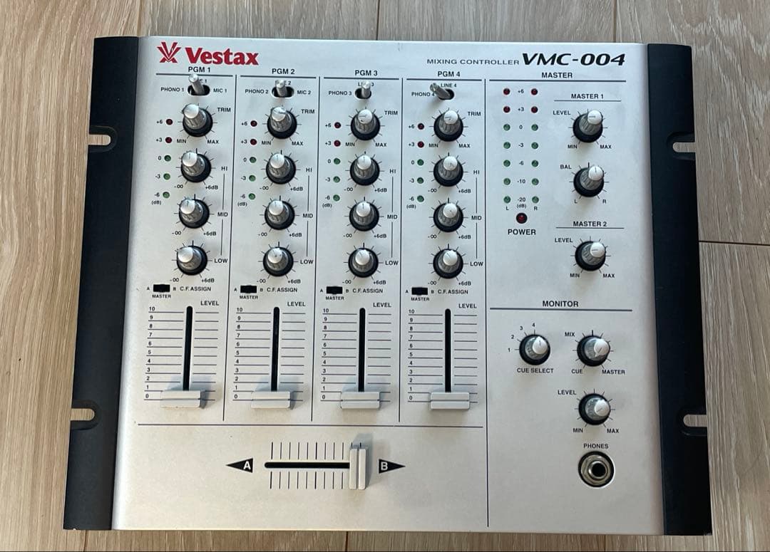 【音出確認済•純正アダプター付】VESTAX VMC-004 dj ミキサー