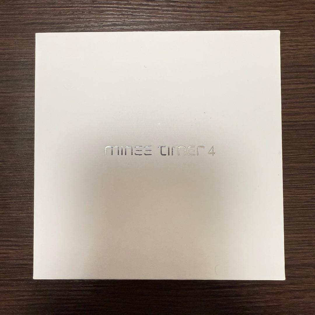【新品・未使用】minee 4タイマー 【ケース(¥3,000相当)付
