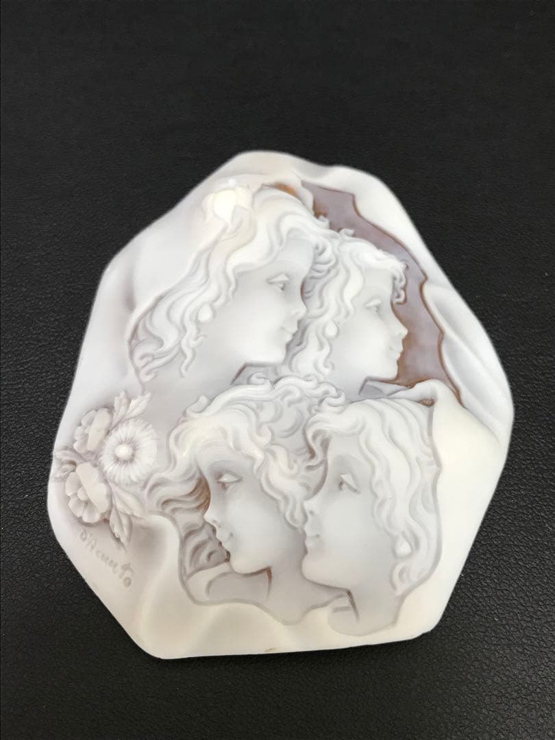 【ぴーちゃん】アニエッロ・ダクンド　天然シェルカメオルース　I.1205