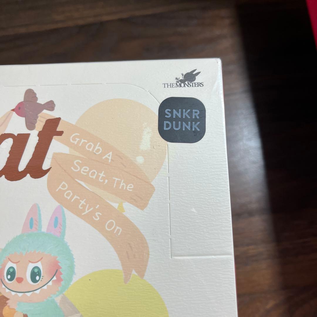 THE MONSTERS Have a Seat ラブブ LABUBU