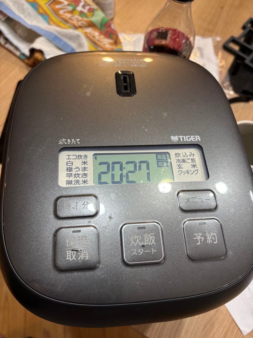 炊飯器 3合 TIGER タイガー JBS-B055メタルブラック