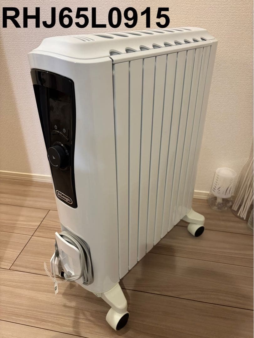 DeLonghi オイルヒーター ホワイト　引取り可