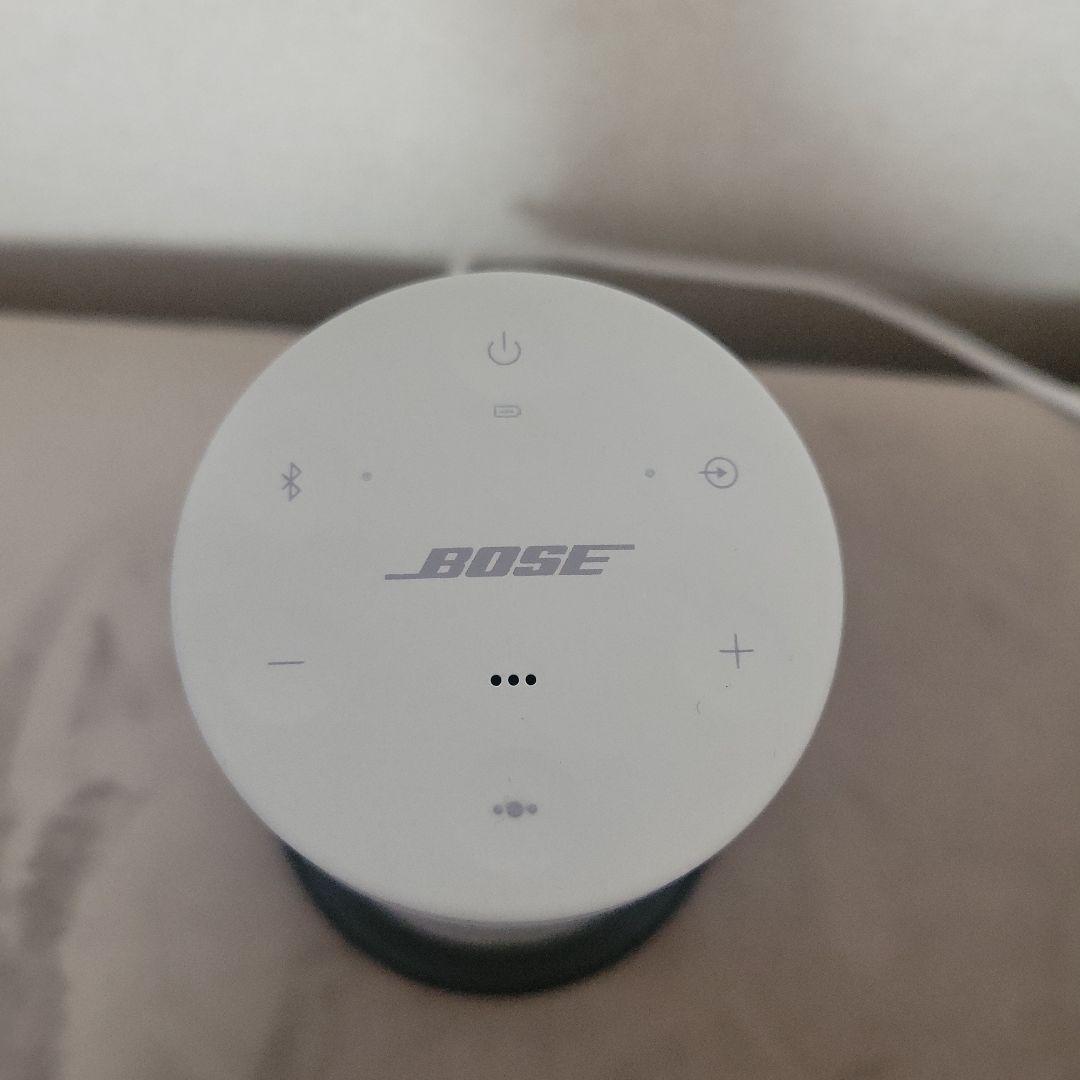Bose SoundLink Revolve ワイヤレススピーカー（充電器付き）