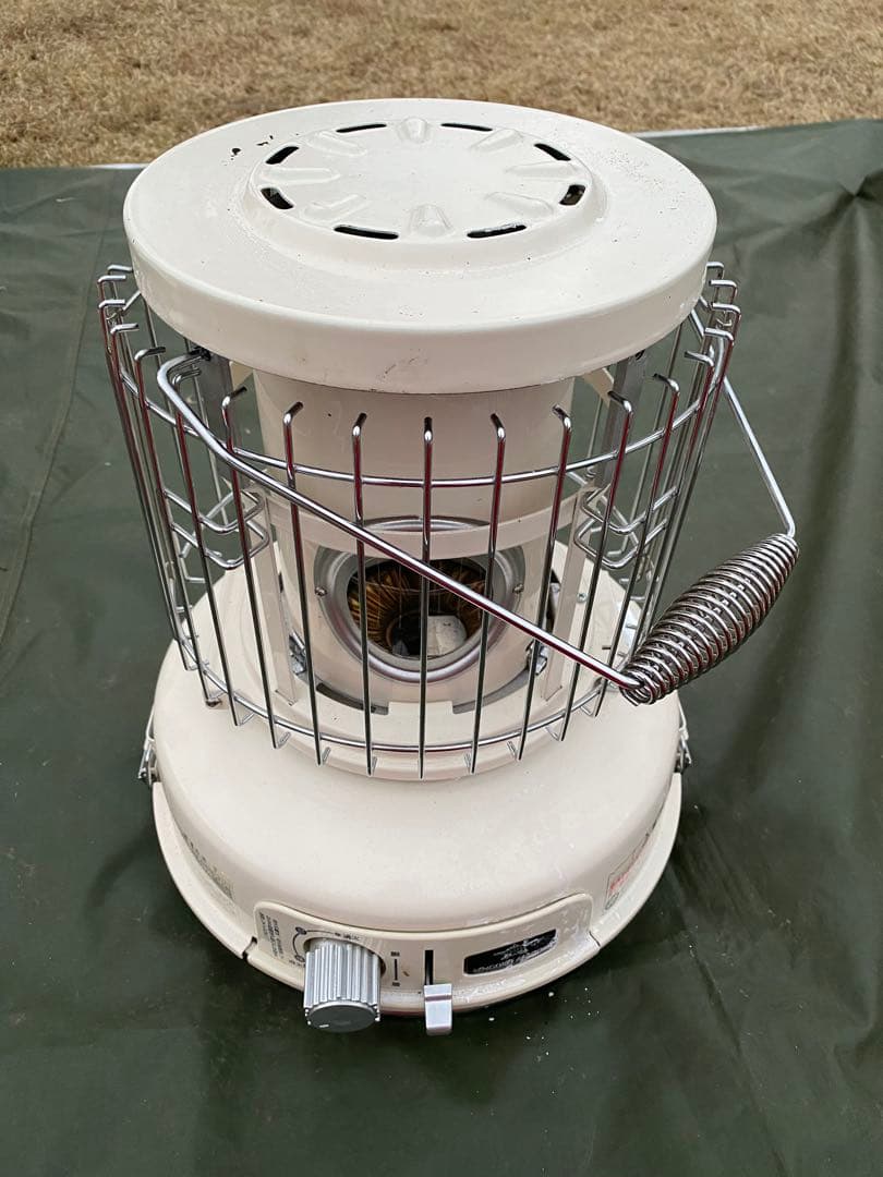 センゴクアラジン ポータブルガスストーブ SAG-BF02ホワイト 収納ケース付