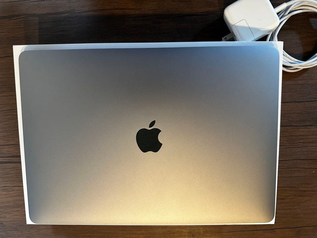 MacBook Air 13インチ 日本語キーボード 充電器付き