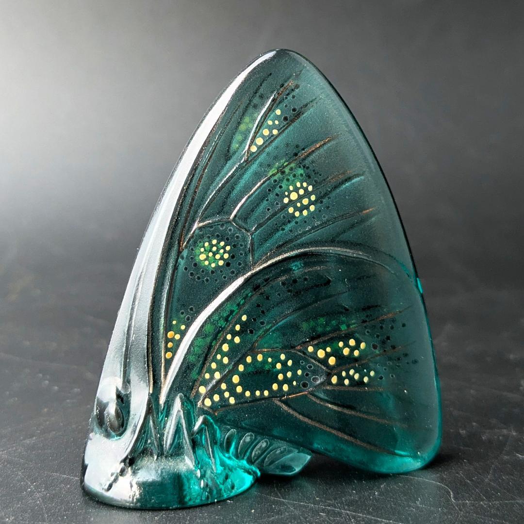 卓上芸術 ラリック 青ガラス彩色 パピヨン蝶オブジェ入手至難　精密エナメル
