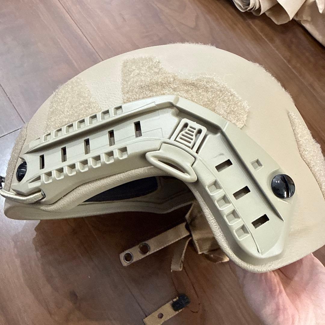 LPRED 防弾ヘルメット