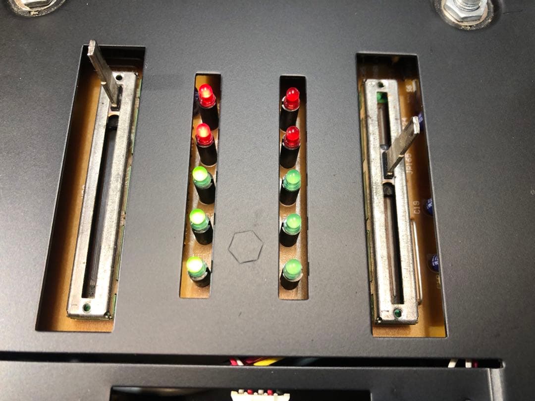 VESTAX ベスタクス　VMC-002XLu フェーダーメンテナンス