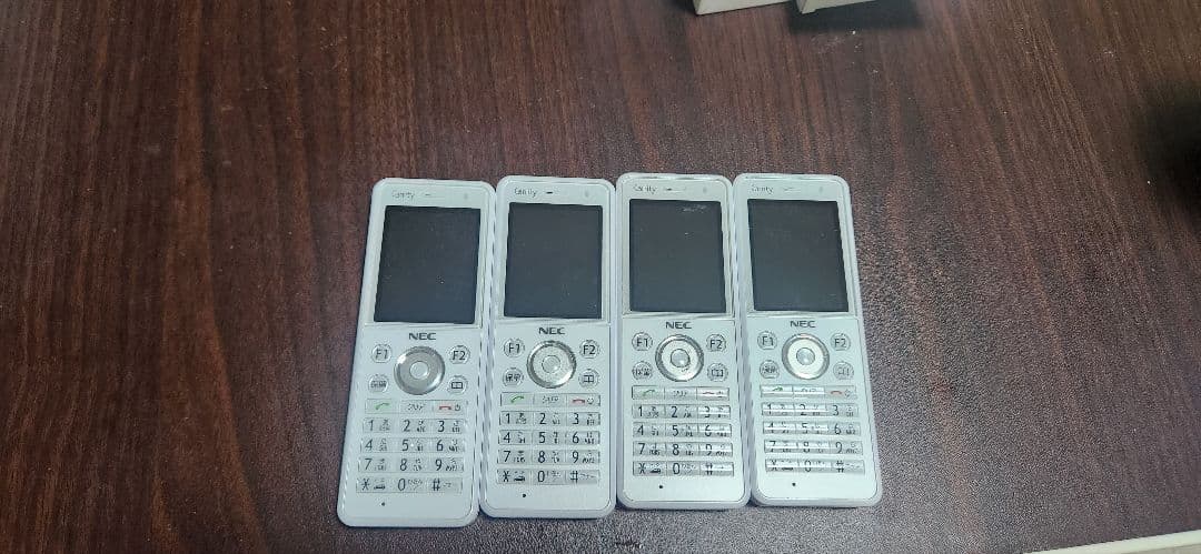 NEC 4台セット PS8D-NW