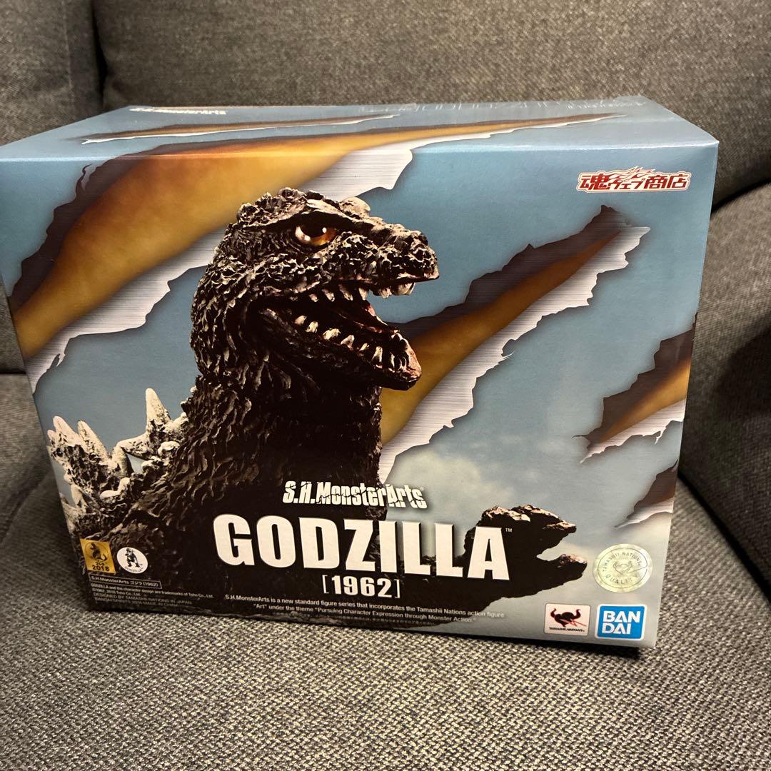 美品　S.H.MonsterArts ゴジラ 1962年「キングコング対ゴジラ」