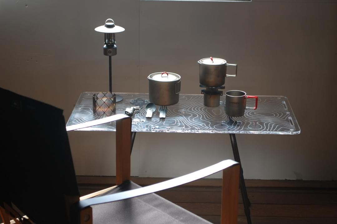 22000円→アウトレットSALE！アクリルキャンプテーブル80ｘ40ｃｍ