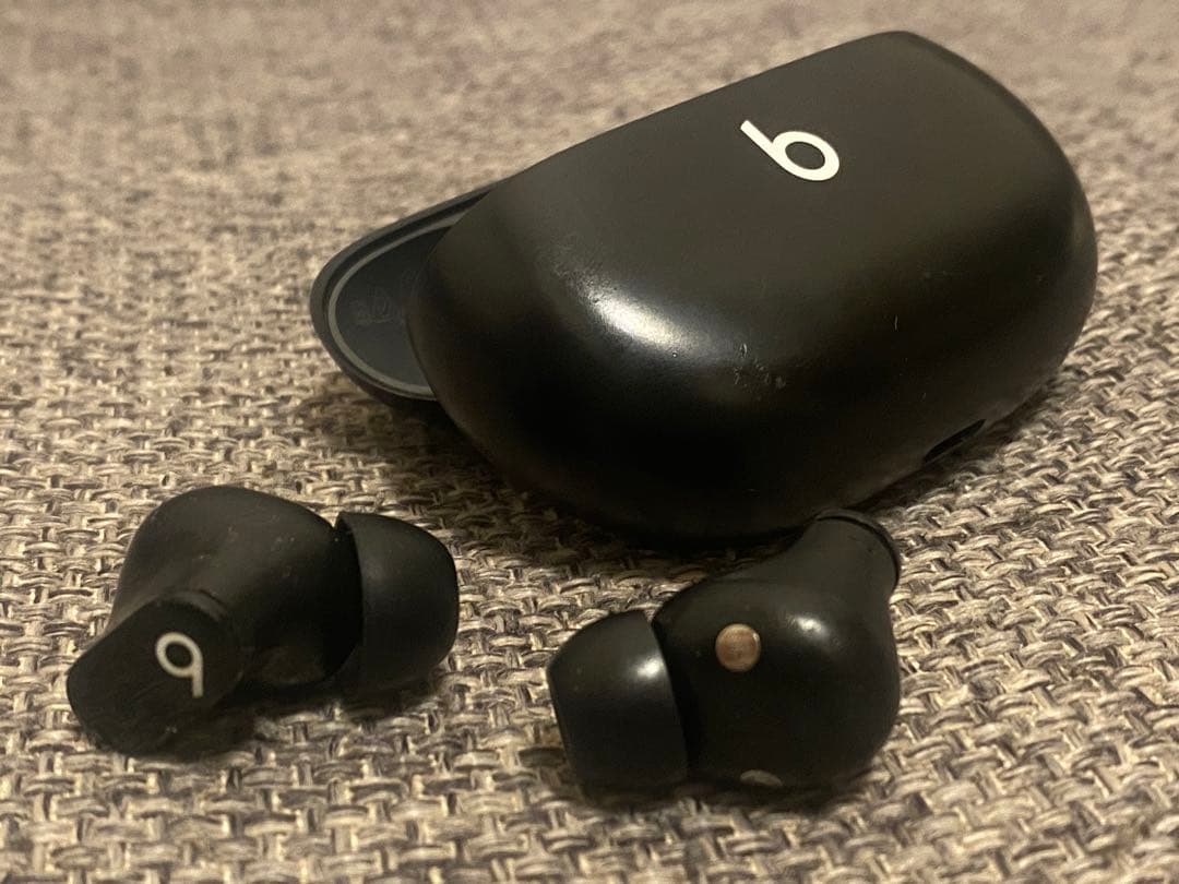 Beats by Dr Dre Beats Studio Buds ブラック