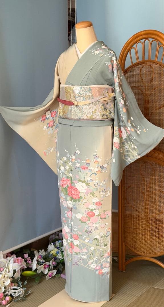 訪問着フルセット、落款入り　四季の花、染め分け　友禅　作家物