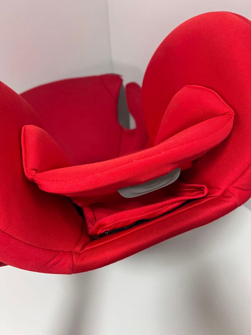 サイベックス 　ジュニアシート　ソリューション S i-FIX 保護シート付　赤