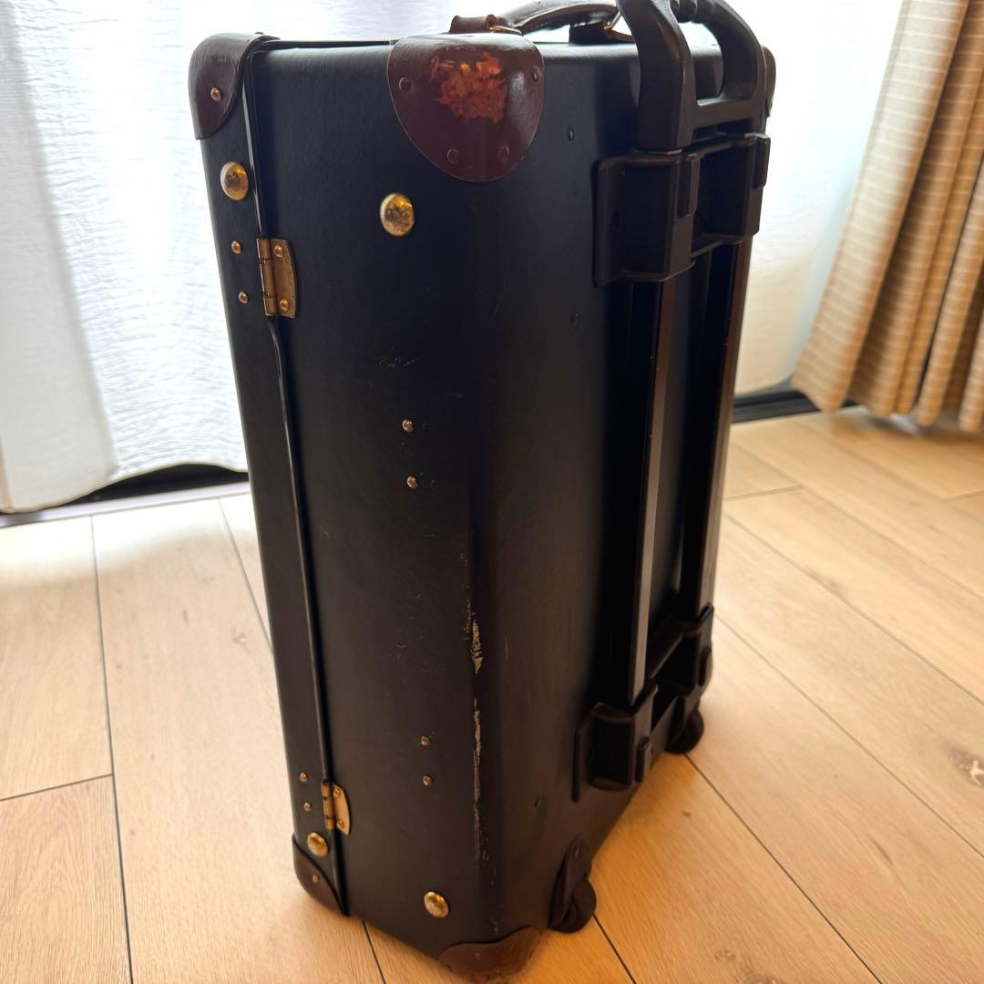 グローブトロッター　 黒　キャリーケース　20インチ　キャビンサイズ