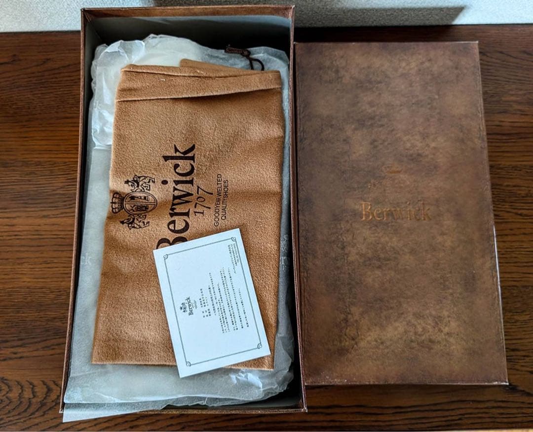【新品・未着用】Berwick 1707 プレーントゥ　ダークブラウン