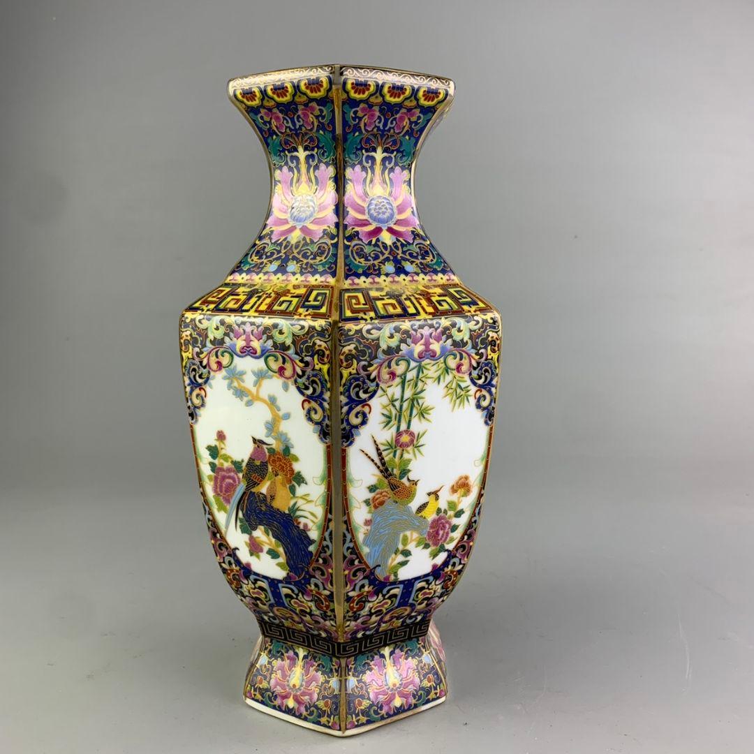 琺瑯彩蒔花鳥六方花瓶 景徳鎮 陶磁器 装飾品 工芸品 置物