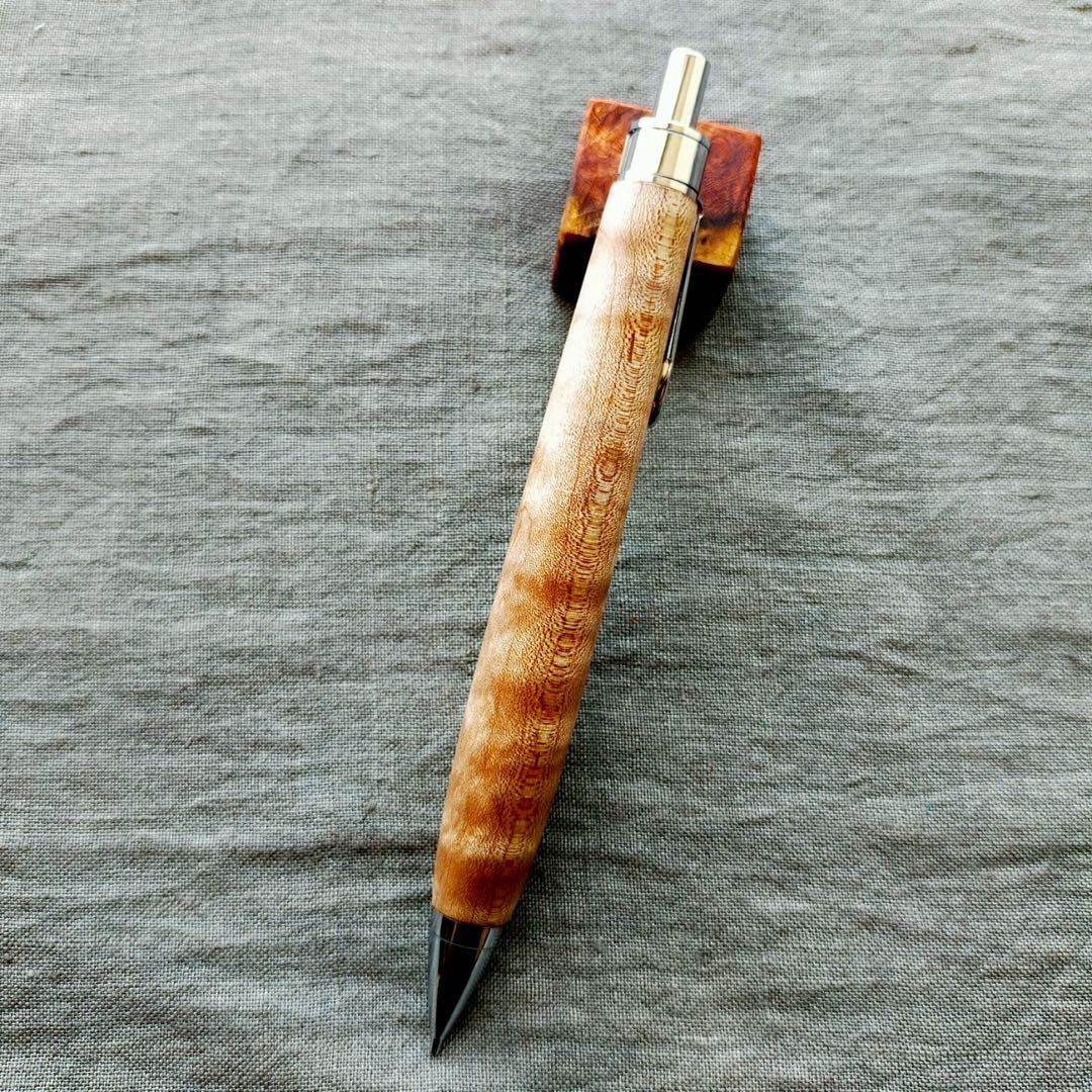 ハンドメイド　木軸シャープぺン　楓　縮杢　泡杢　0.5mm　ウッドペン　天然木