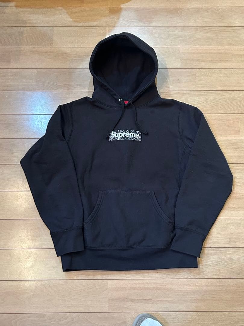 Supreme バンダナボックスロゴ　黒 パーカー Sサイズ
