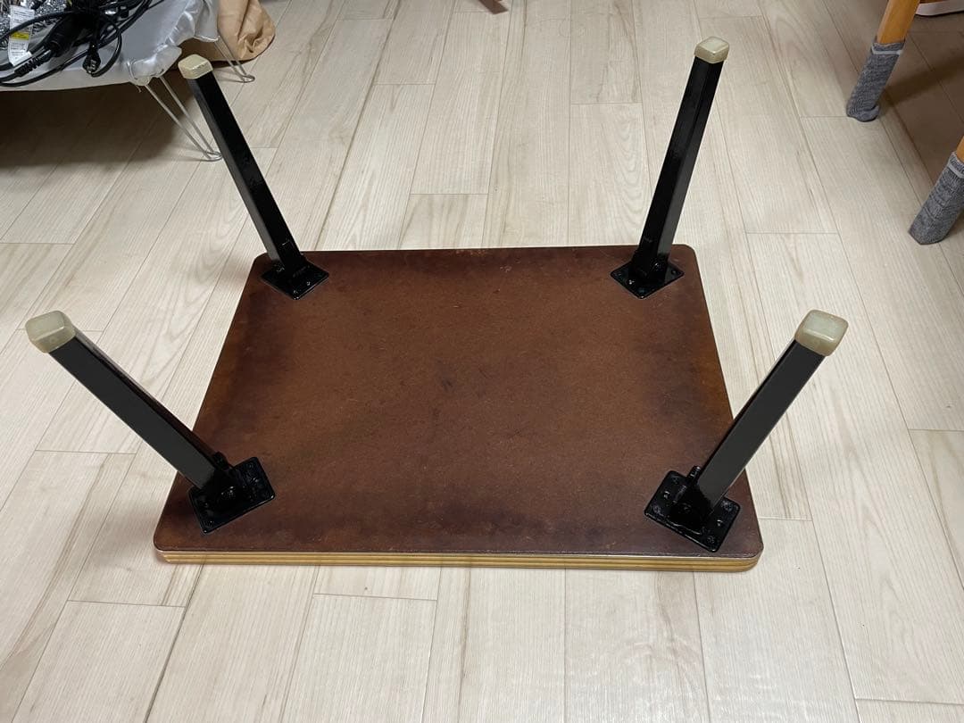 超昭和レトロ、折りたたみ式木製テーブル 緑色パターン