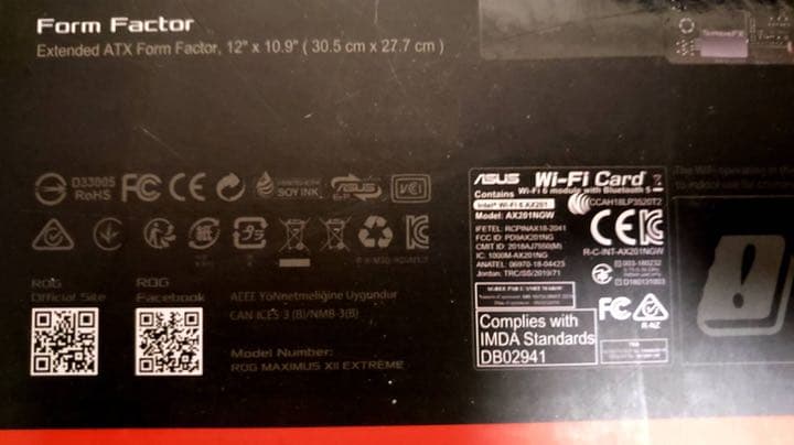 マザーボード ASUS INTEL Z490 ROG MAXIMUS XII EXTREME