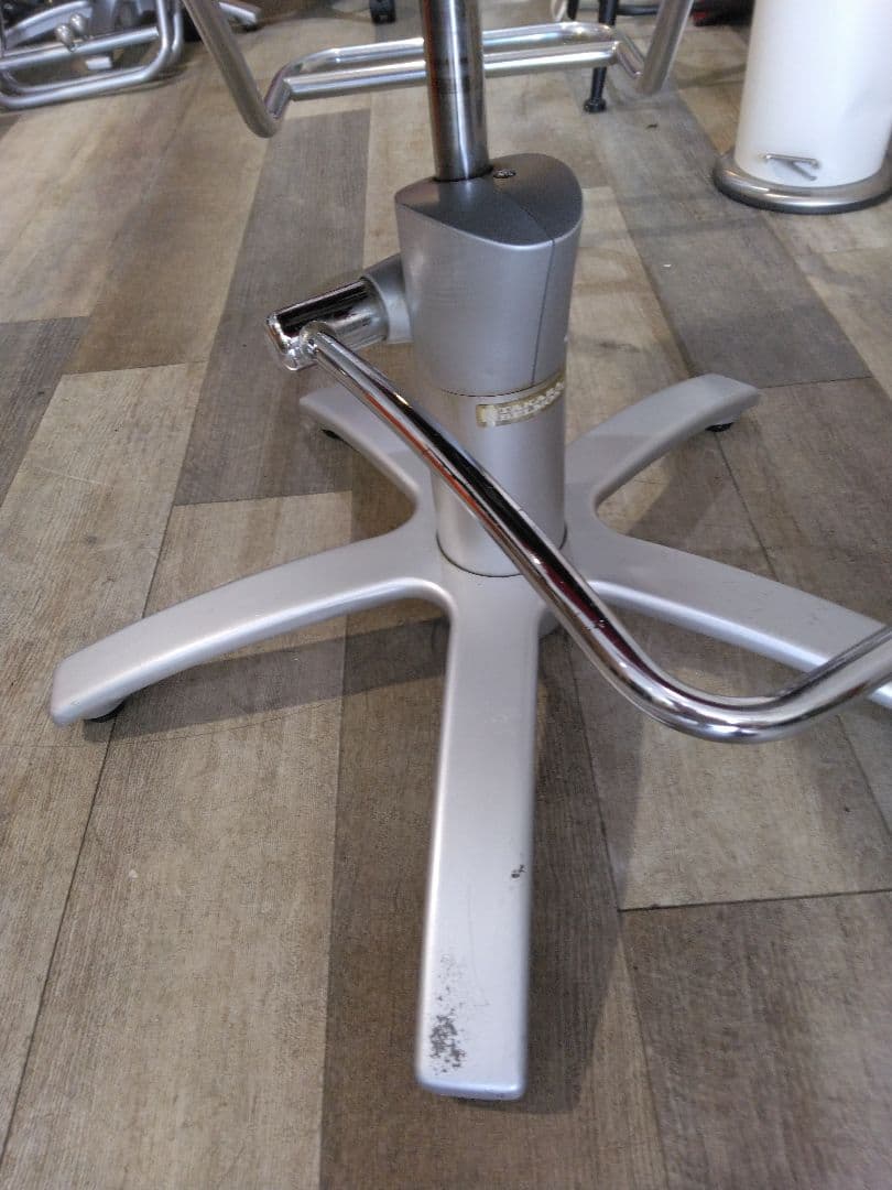 タカラベルモントセット椅子マッコゥ