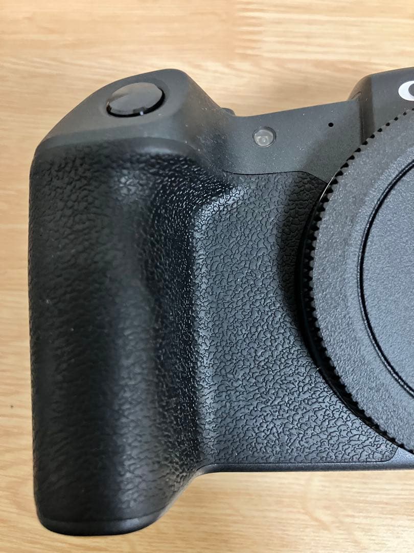 【美品】Canon EOS RP ボディ【おまけ付】