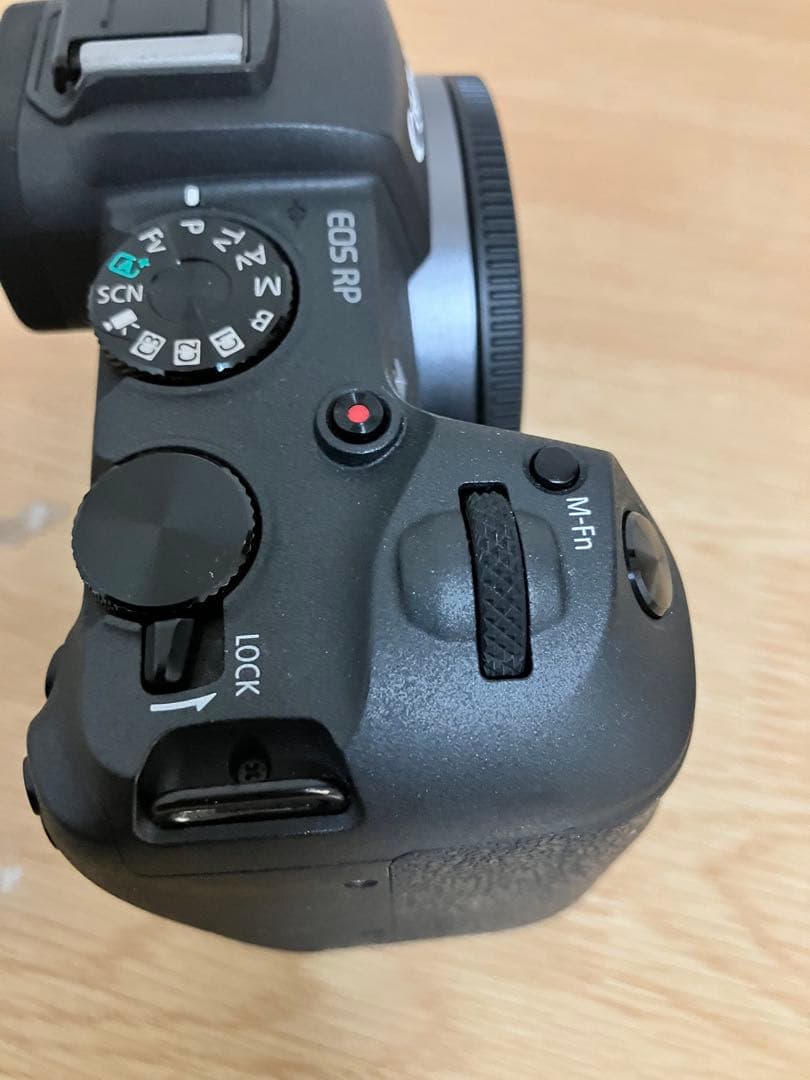 【美品】Canon EOS RP ボディ【おまけ付】