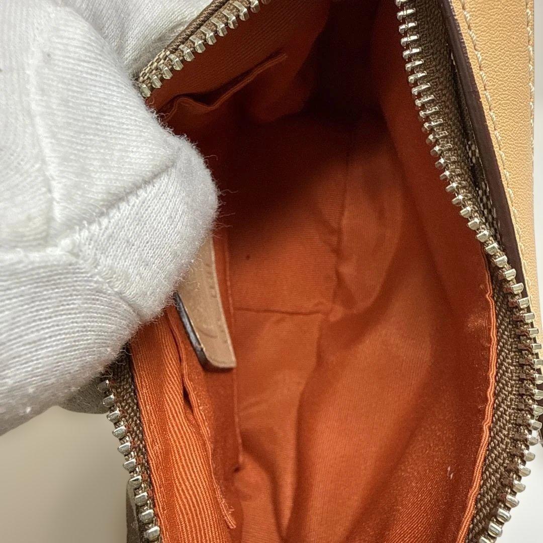 COACH ショルダーバッグ ロゴ柄