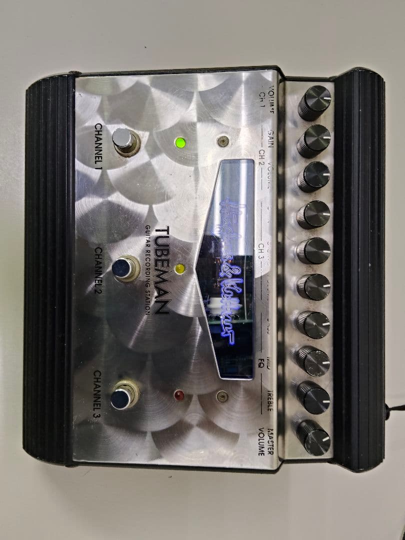 Hughes&Kettner TUBEMAN エフェクター・フットプリアンプ