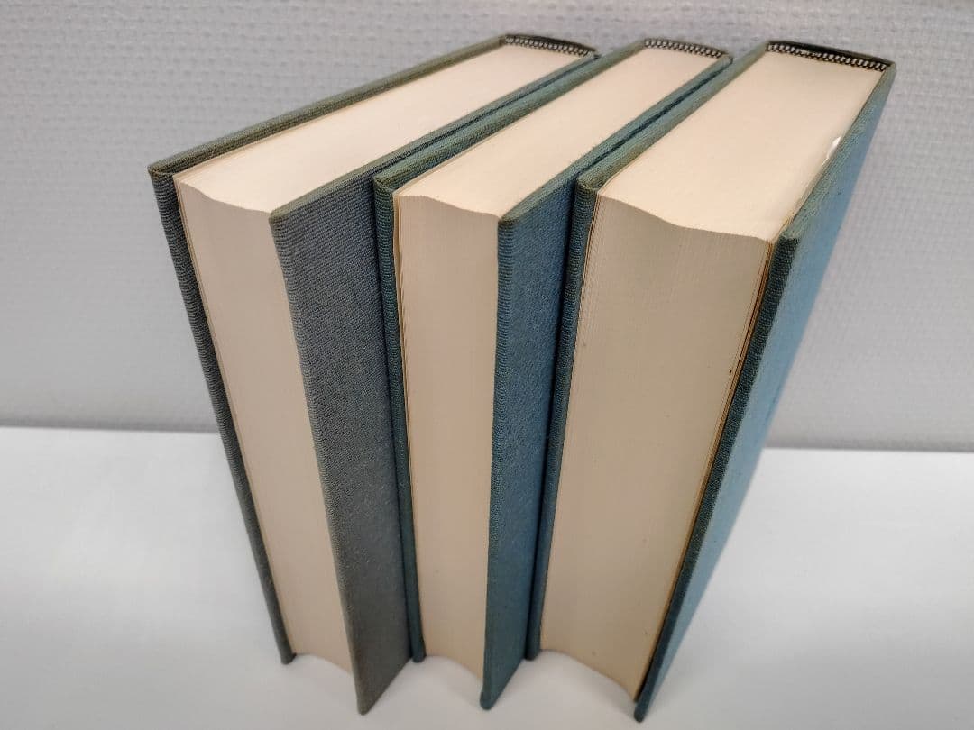 『中島敦全集』全三巻、『中島敦研究』、『決定版 中島敦全集第二巻補遺』計5冊