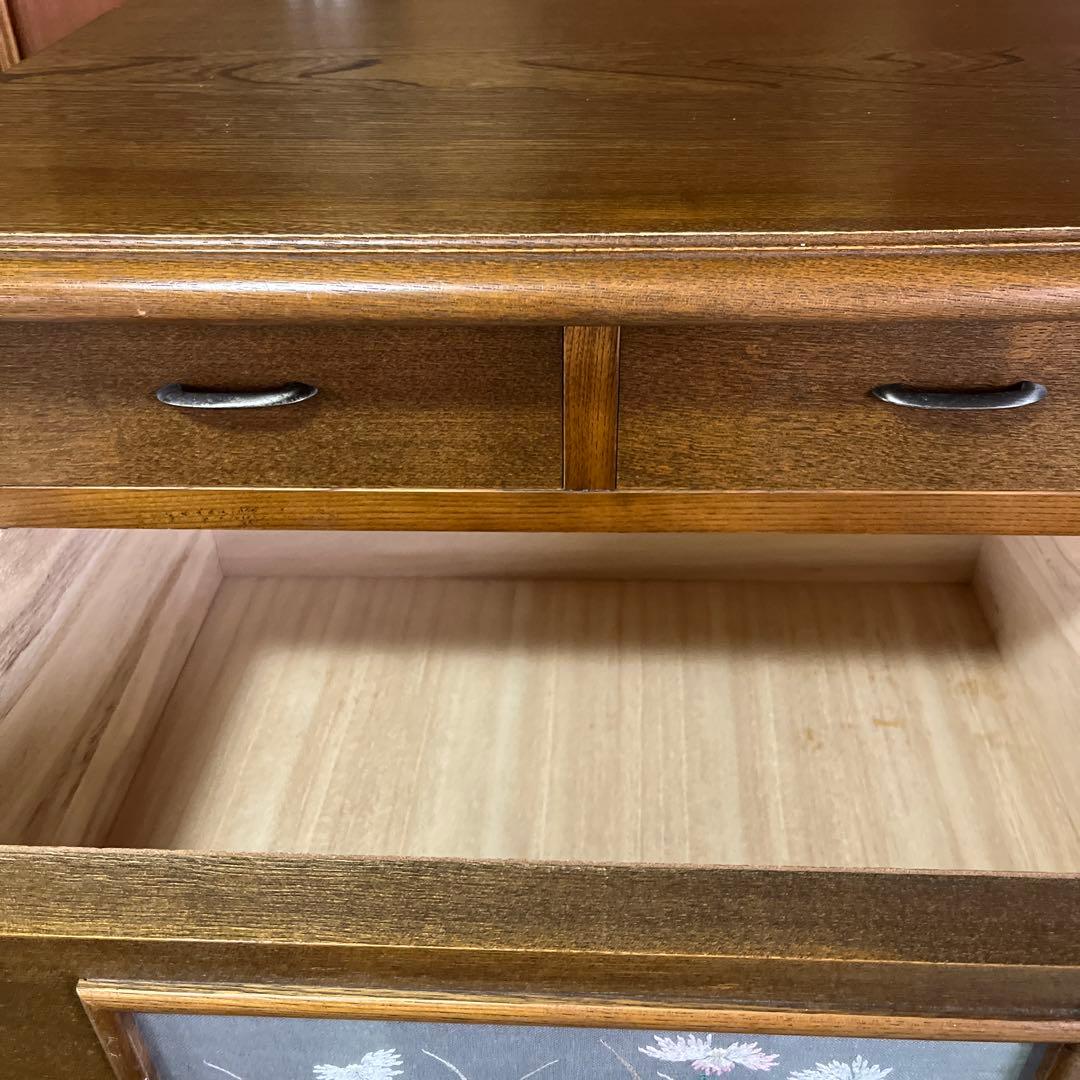 戸塚刺繍作品　クラシック木製チェスト 花柄装飾