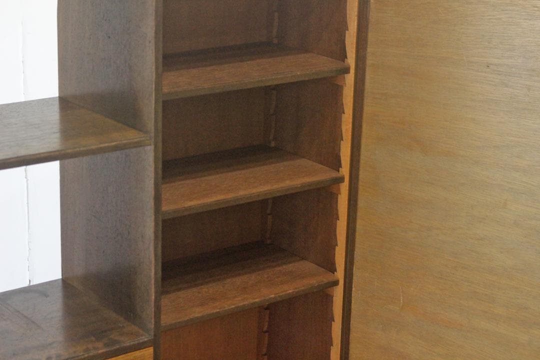 レトロ 小振り キャビネット 戸棚 引き出し 抽斗 3杯 収納 左右非対称 木製