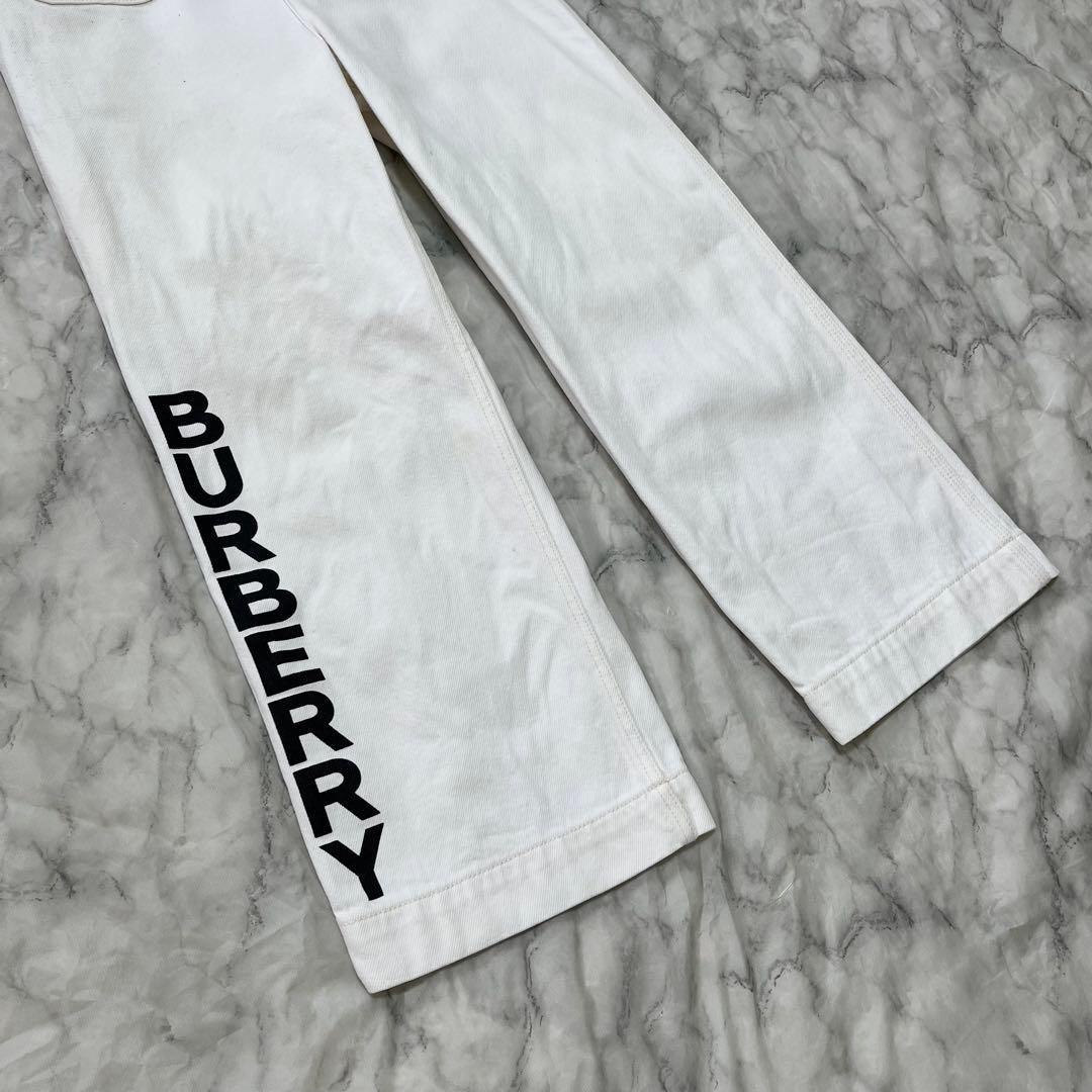 現行タグ✨バーバリー152(12y) ホワイトデニムパンツ　ロコボタン　XS〜S