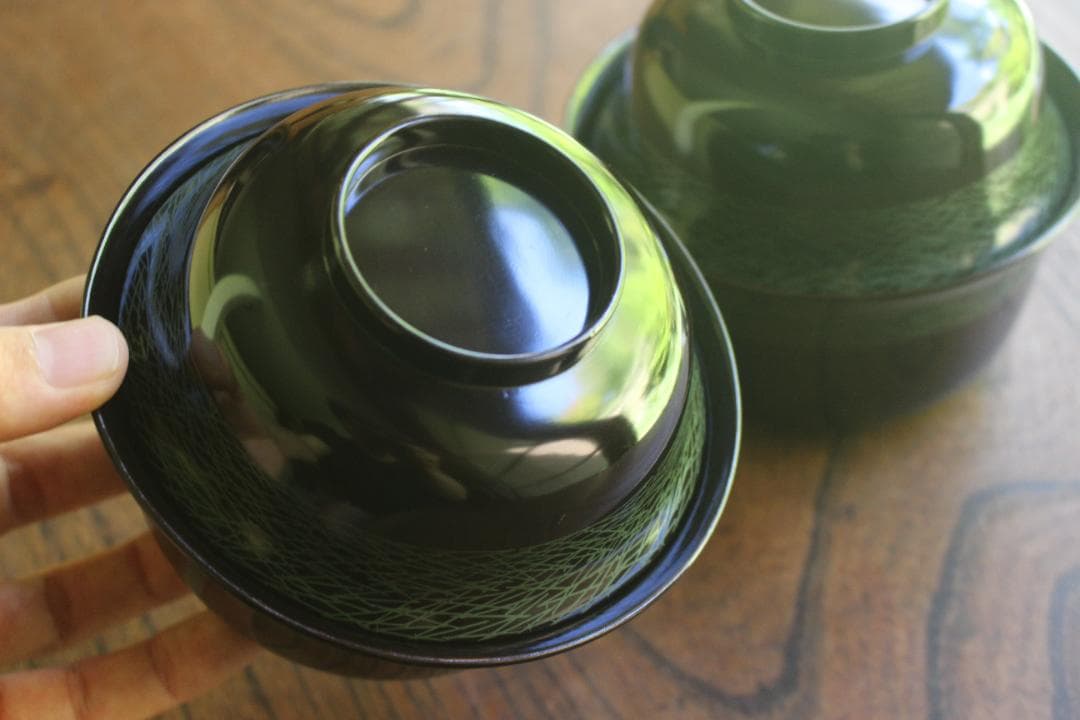 時代逸品！時代黒漆に風情ある青漆松葉蒔絵の映える四つ椀（検京塗懐石道具煮物椀