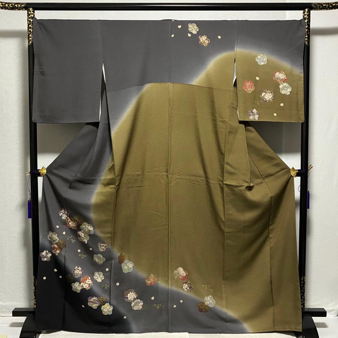 D137 訪問着　桜　金駒刺繍　花模様　ちりめん　極美品