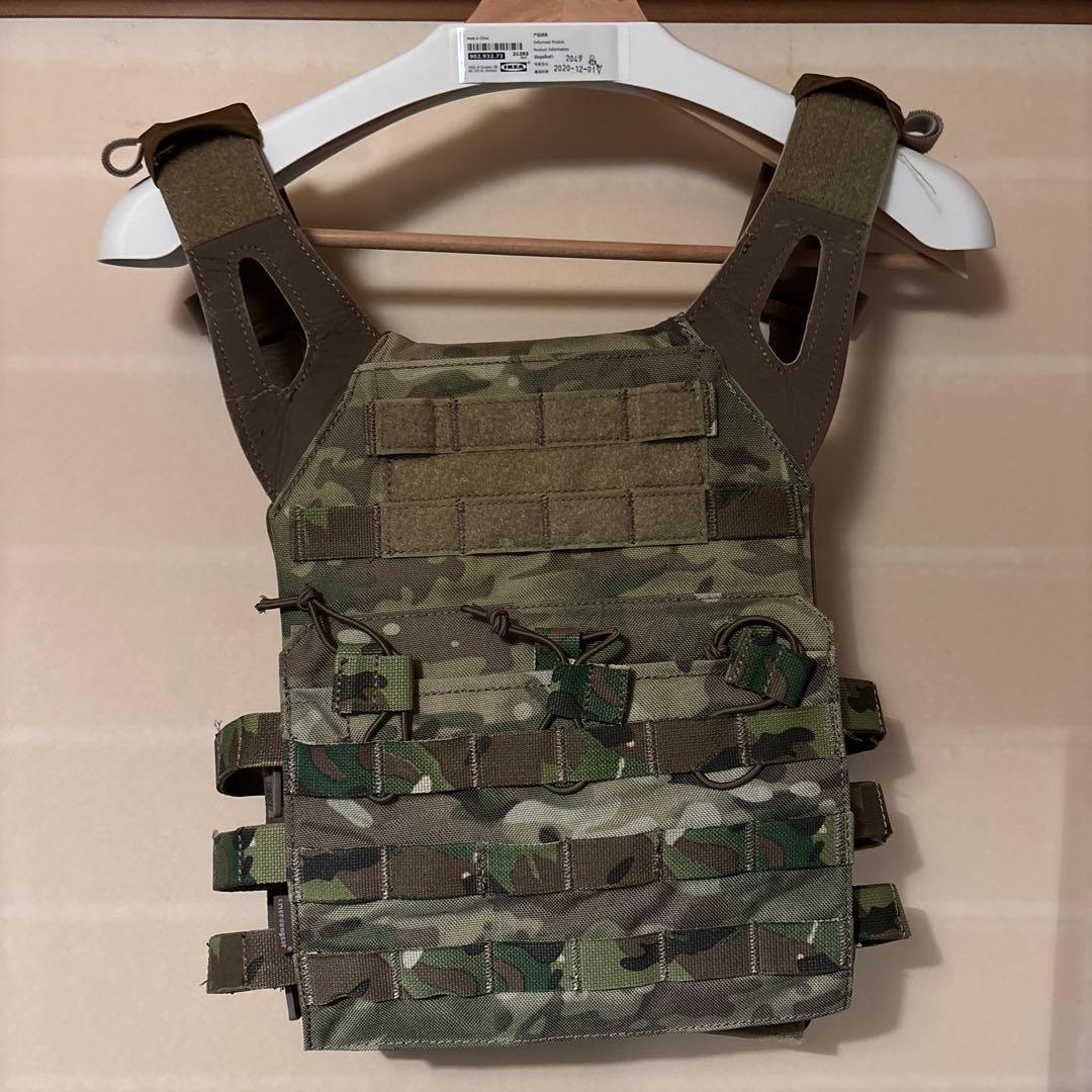 EMERSON製　プレートキャリア タクティカルベスト　エマーソン製